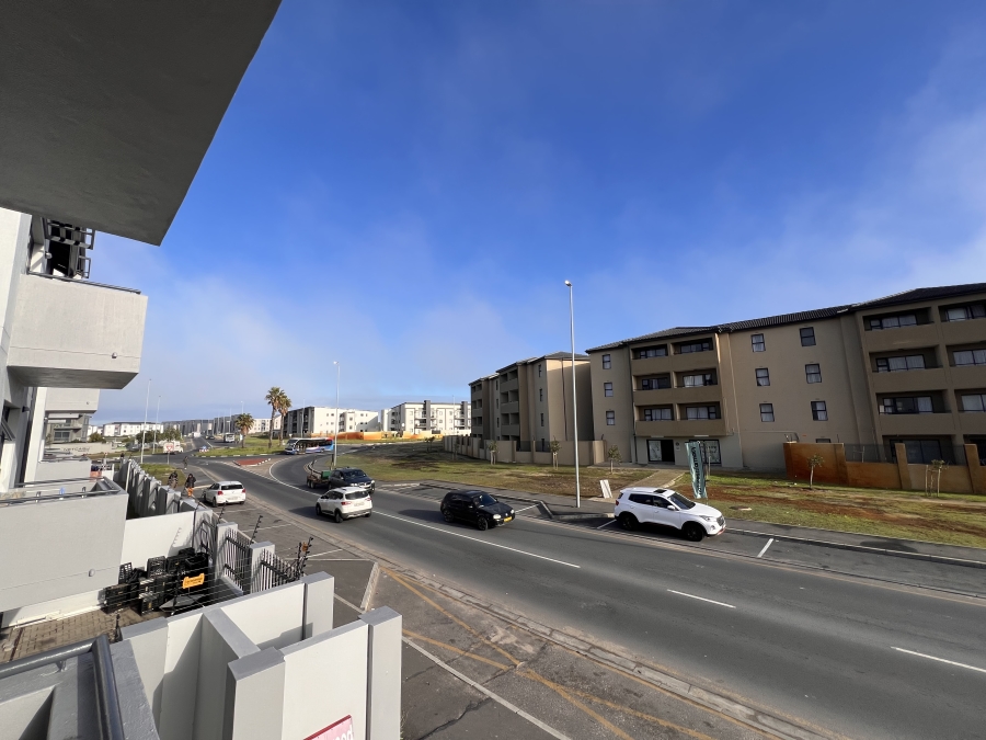2 Bedroom Property for Sale in Parklands East Western Cape